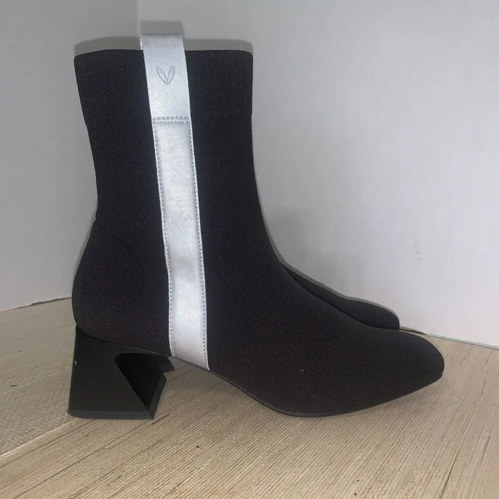 Vivaia these boots